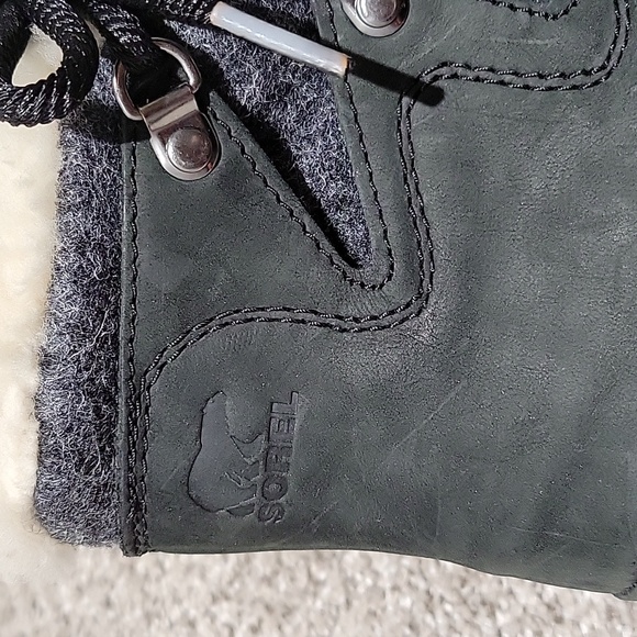 Sorel Boots - Picture 3 of 8